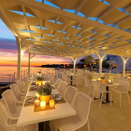 Sunny With Seaview 1273 Kovacic